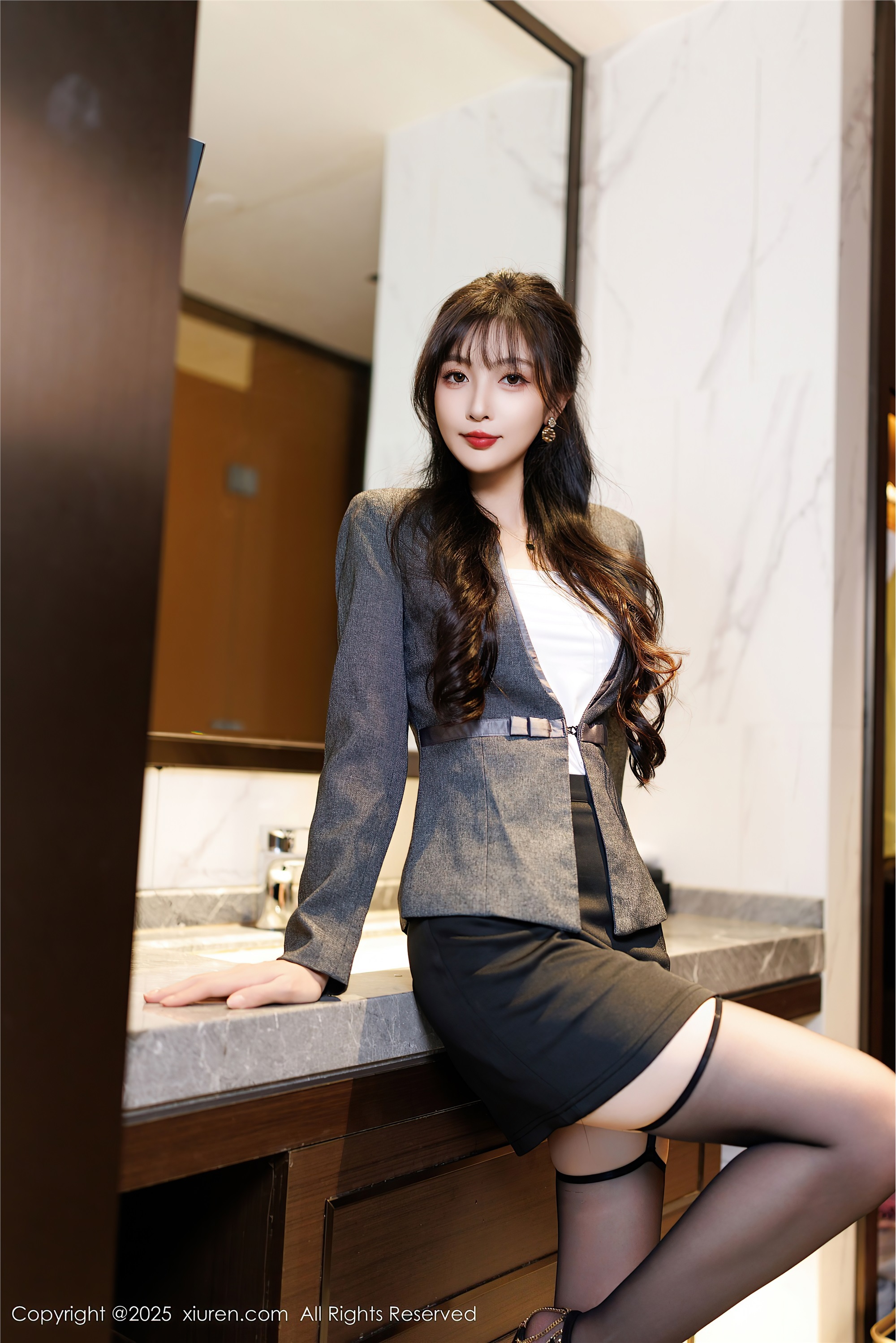 Xiuren秀人网 2025.03.03 NO.9957 樱桃小阑子